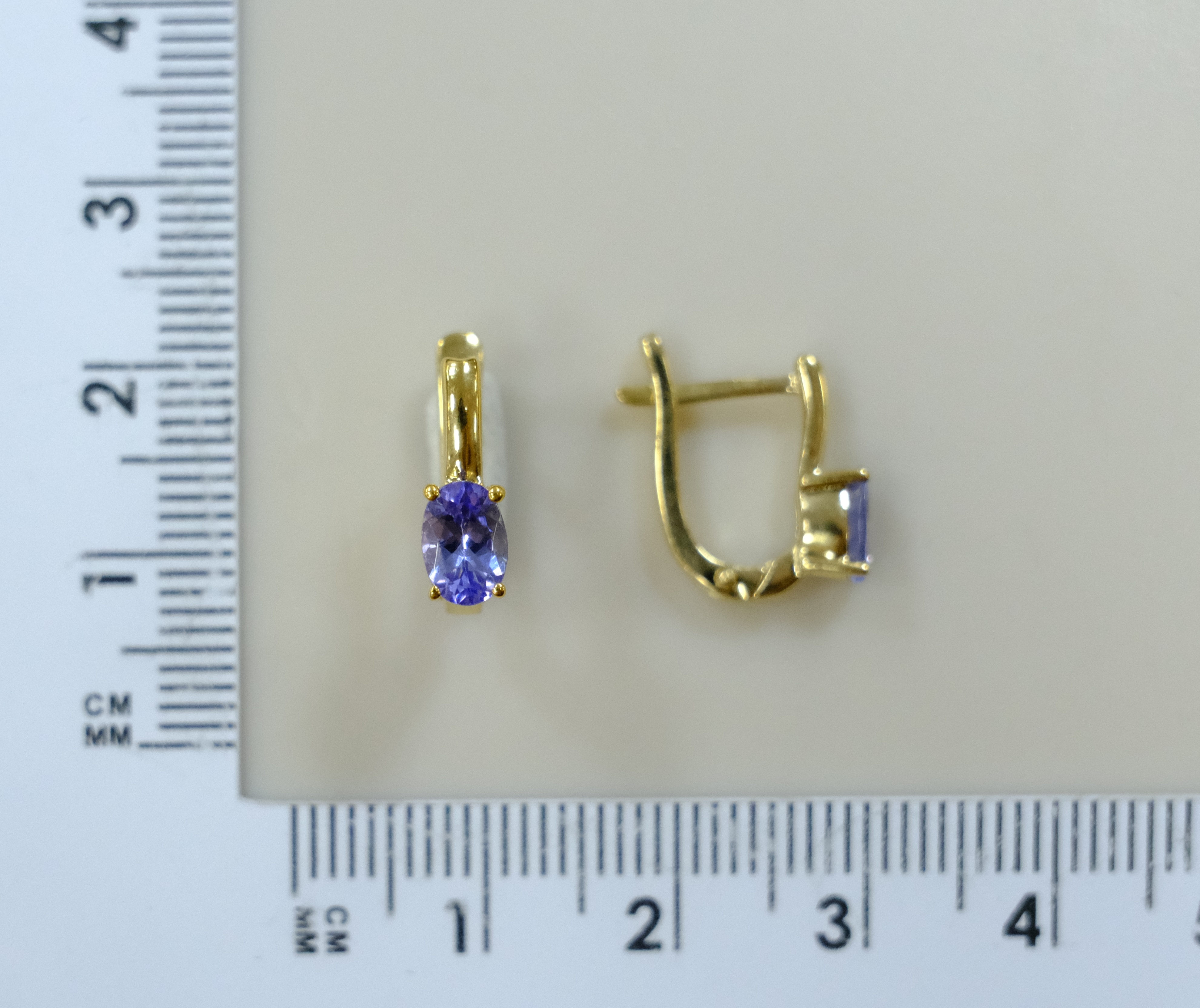 Серебряные серьги с танзанитами